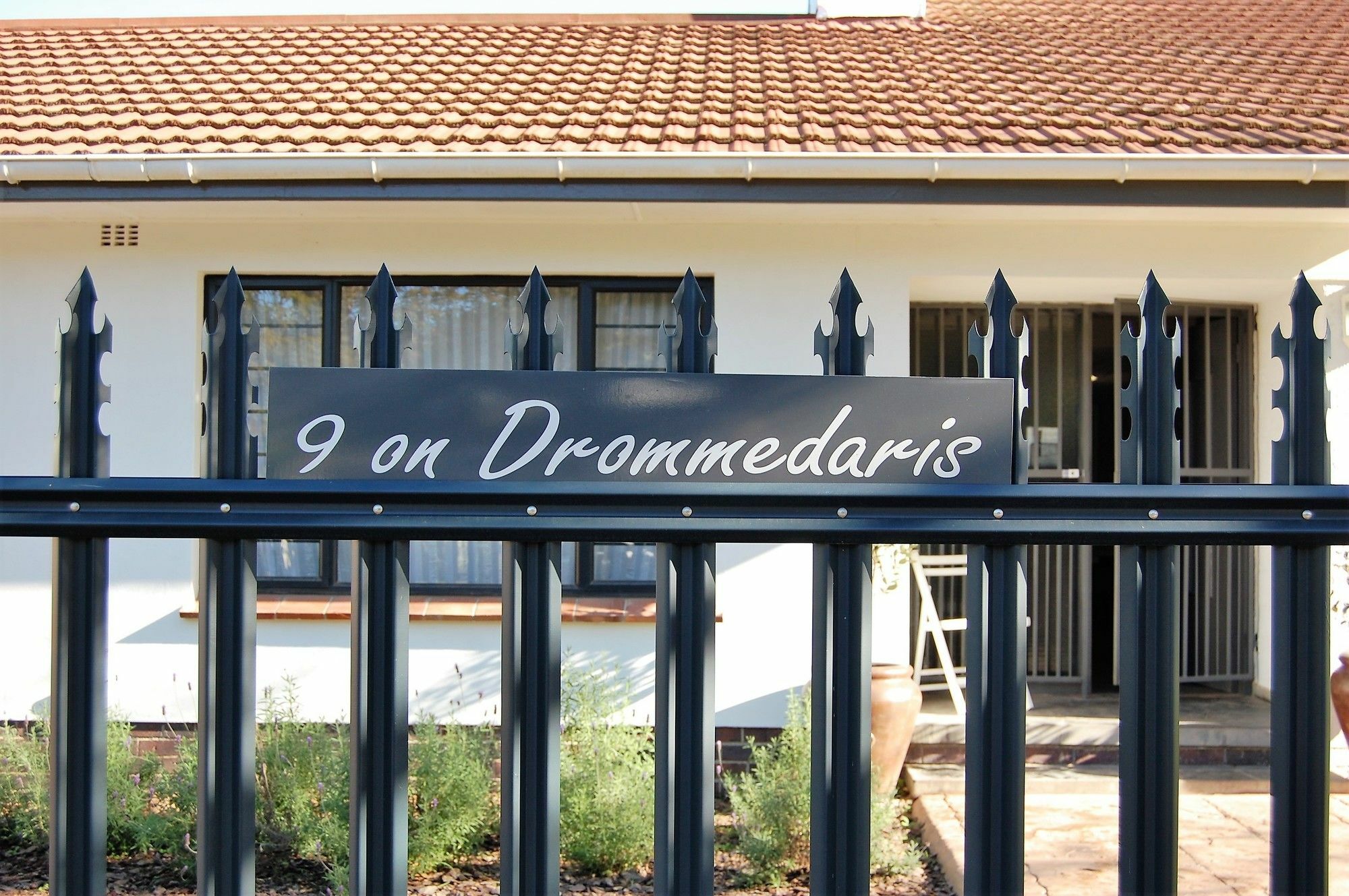 Отель 9 On Drommedaris Стелленбос Экстерьер фото